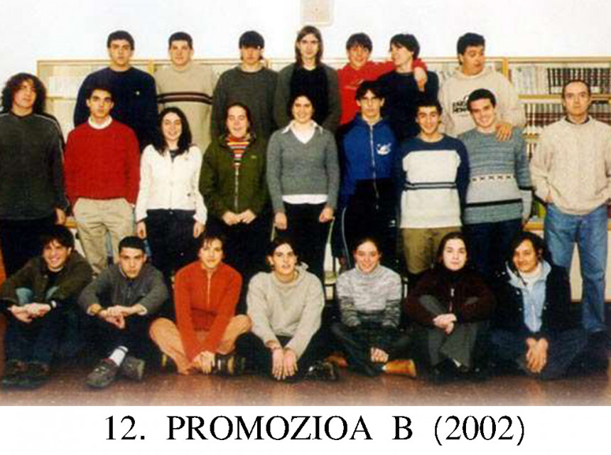 18Batxilergoko_12_promozioa_letrak_2002.jpg