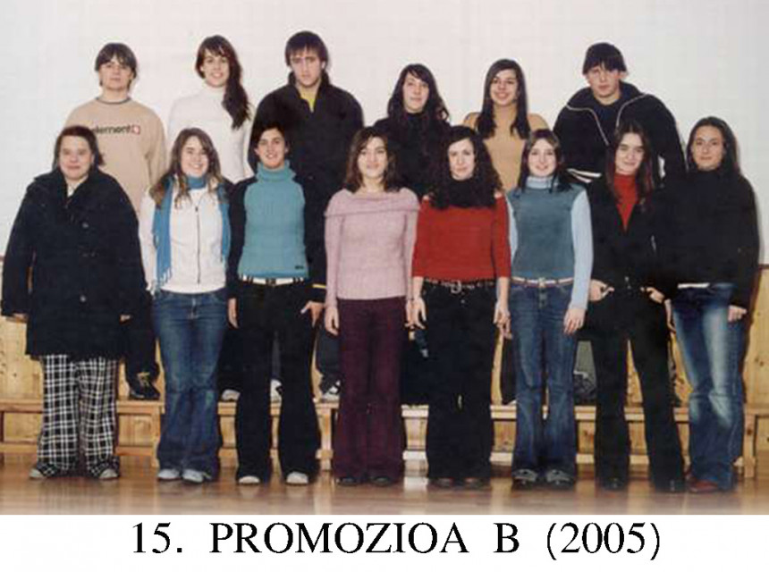 24Batxilergoko_15_promozioa_letrak_2005.jpg