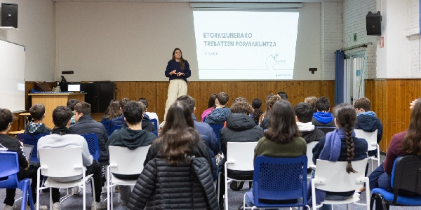 Gazteak etorkizunerako trebatzen programa